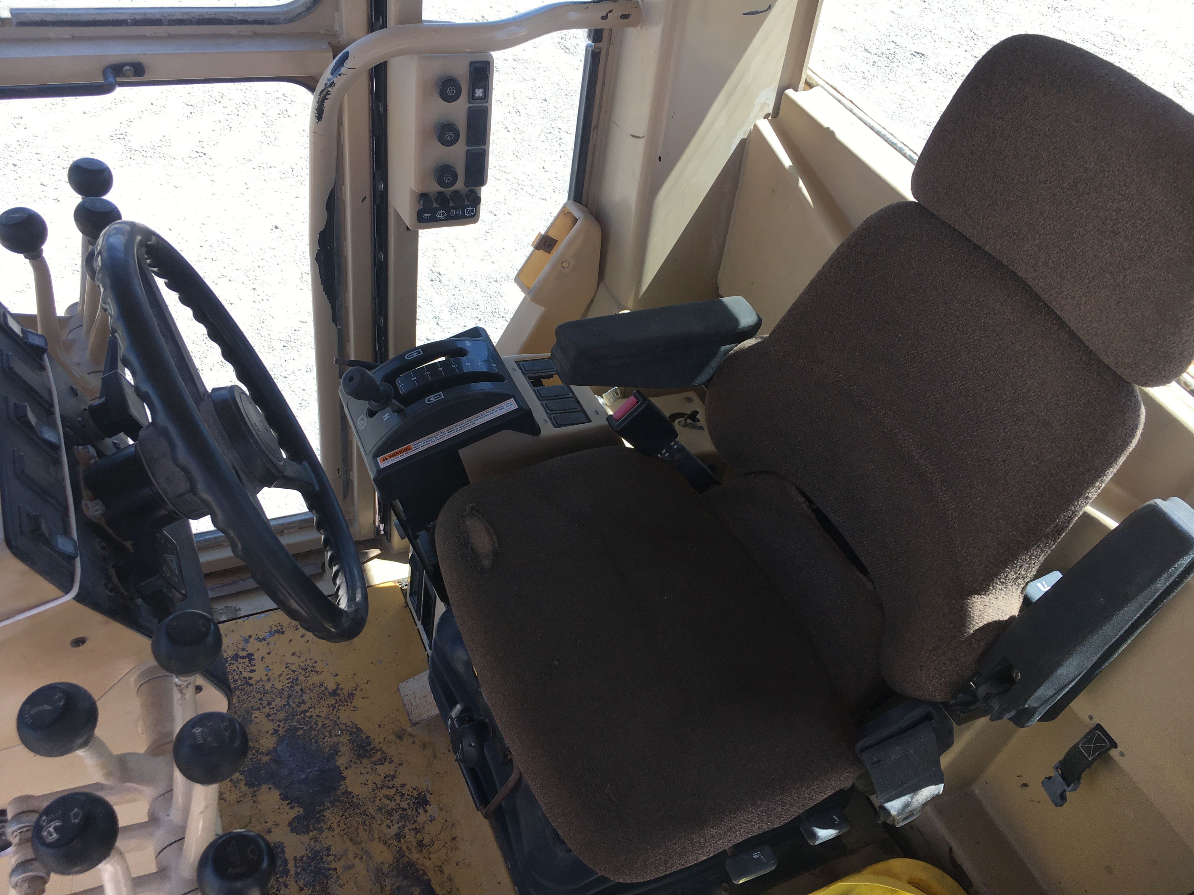 ./imagenes/INVOICE/2019/16019/MOTOCONFORMADORA CAT_140H (49).JPG